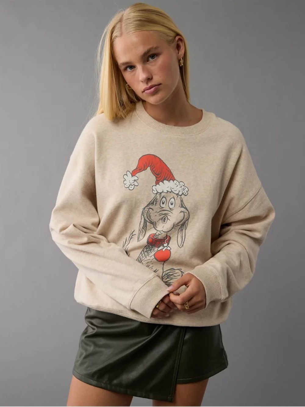 American Eagle Outfitters Oversized Crewneck Sweatshirt - Beige